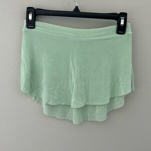 Bullet pointe size small mist color skirt